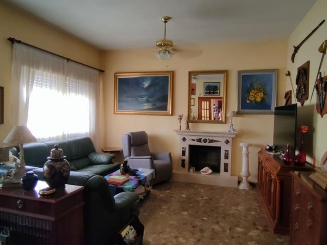 5 Sovrums Villa i Alhaurín de la Torre