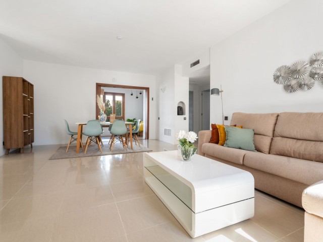 2 Bedrooms Apartment in Puerto Banús