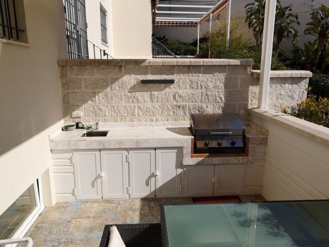 4 Slaapkamer Rijtjeshuis in Estepona
