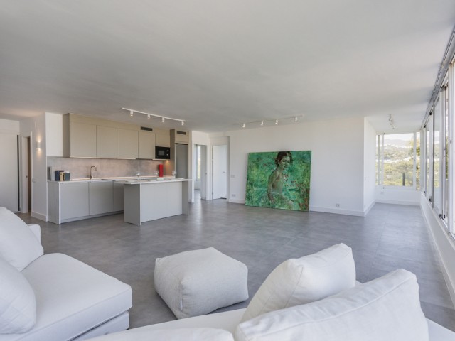 Apartamento con 2 Dormitorios  en Río Real