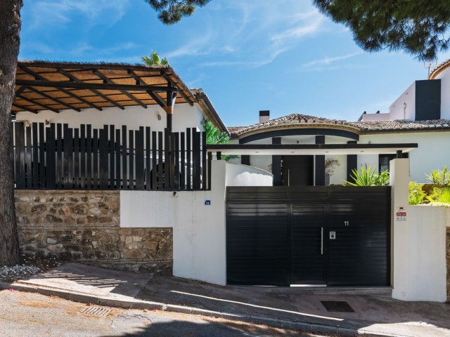 4 Bedrooms Villa in Mijas Costa