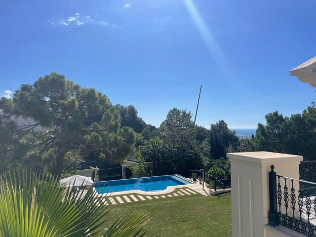 8 Bedrooms Villa in The Golden Mile
