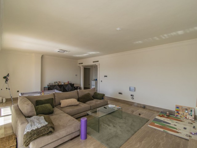Penthouse in Sierra Blanca