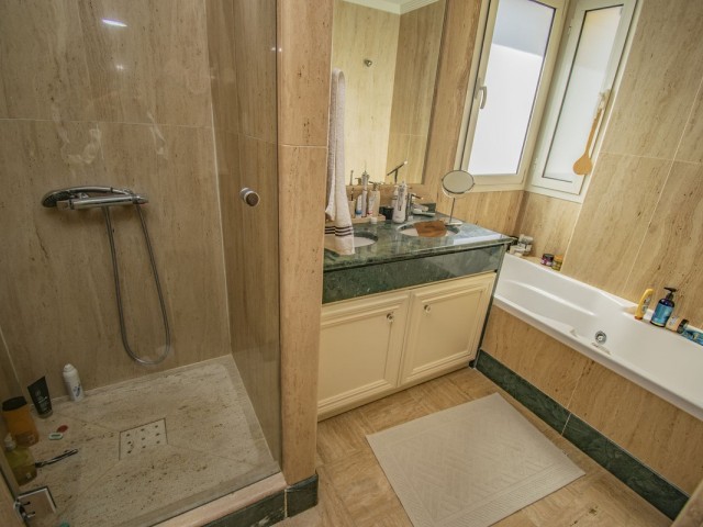 Penthouse in Sierra Blanca