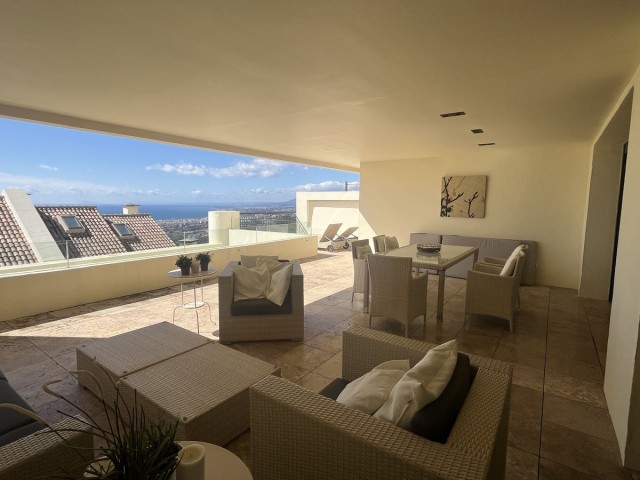 2 Bedrooms Apartment in Altos de los Monteros