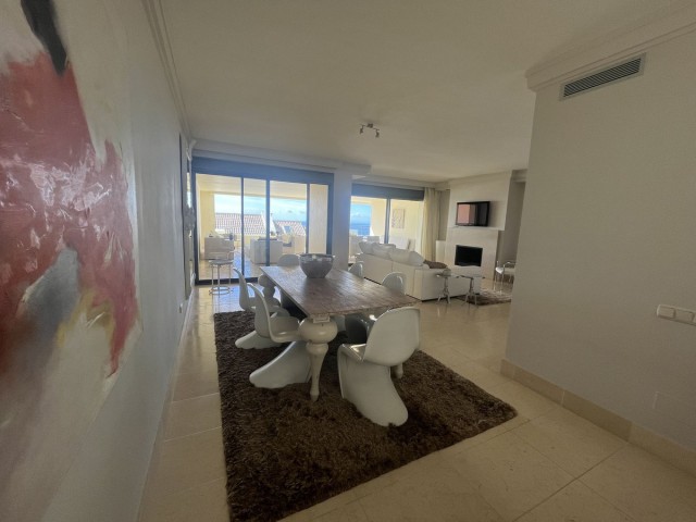 2 Bedrooms Apartment in Altos de los Monteros