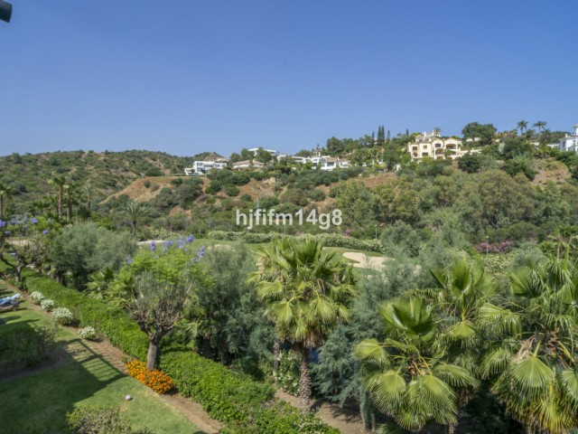 Apartment, Benahavis, R5081509