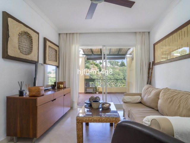 Apartment, Benahavis, R5081509