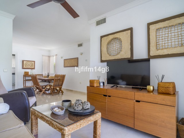 Apartment, Benahavis, R5081509