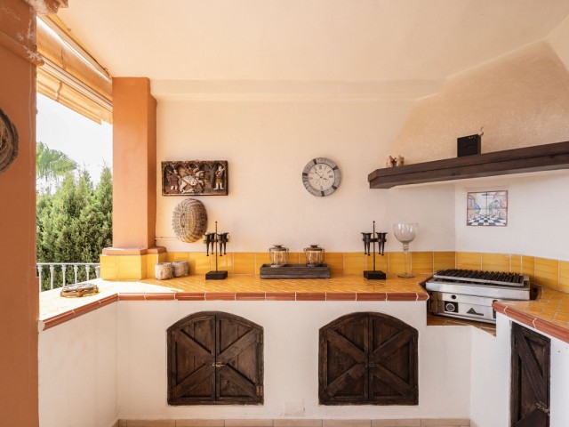 Apartamento con 2 Dormitorios  en Monte Halcones