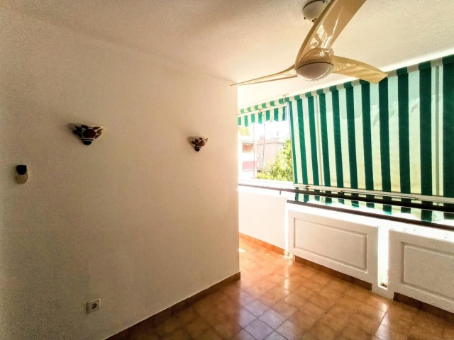 4 Bedrooms Apartment in La Carihuela