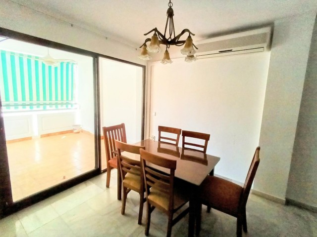 4 Bedrooms Apartment in La Carihuela