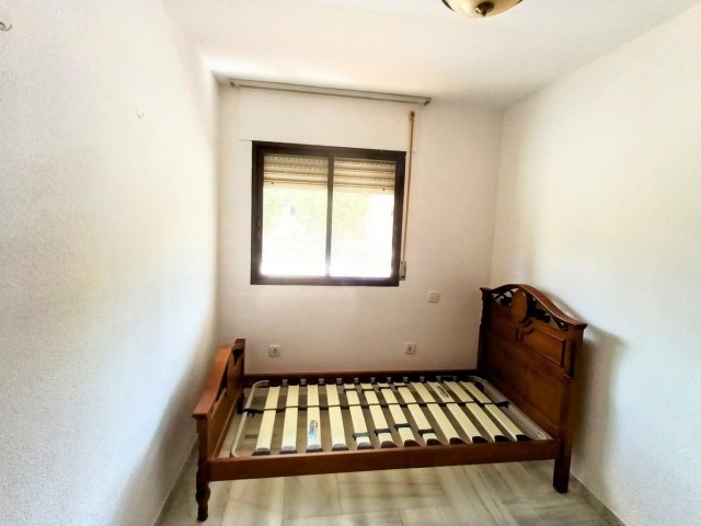 4 Bedrooms Apartment in La Carihuela