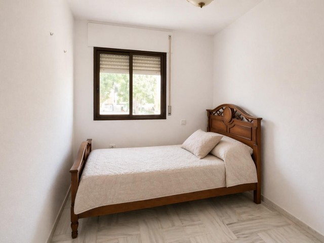 4 Makuuhuoneen Huoneisto La Carihuela