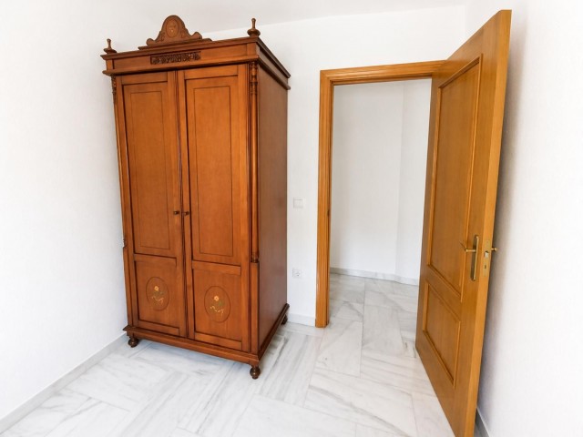 4 Makuuhuoneen Huoneisto La Carihuela