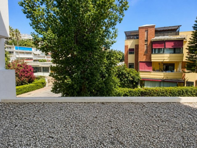 4 Makuuhuoneen Huoneisto La Carihuela