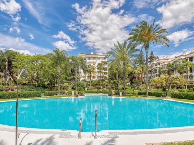 Apartamento con 3 Dormitorios  en The Golden Mile