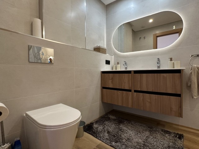 Apartamento con 3 Dormitorios  en The Golden Mile