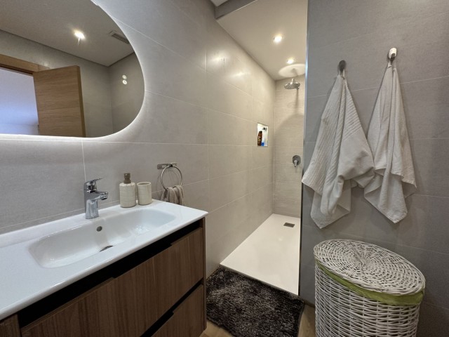 Apartamento con 3 Dormitorios  en The Golden Mile