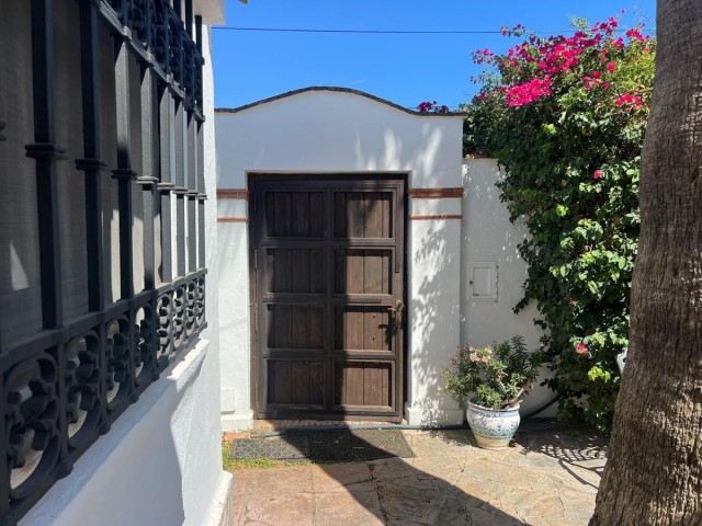 4 Makuuhuoneen Huvila Estepona