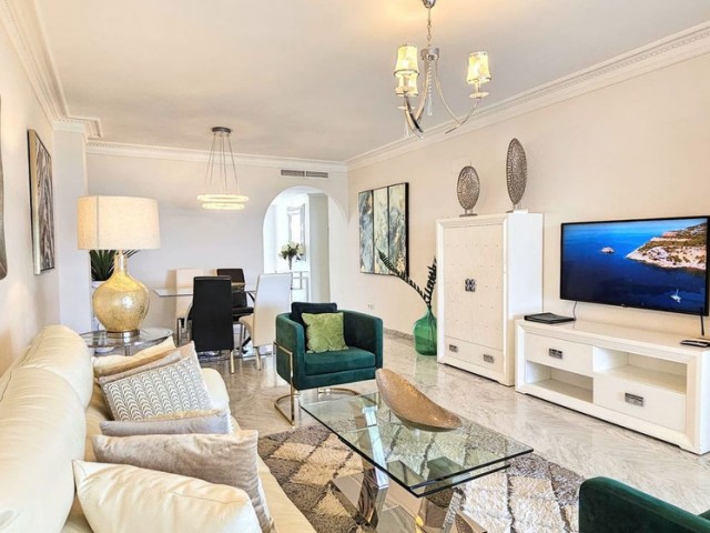 2 Bedrooms Apartment in Marbella