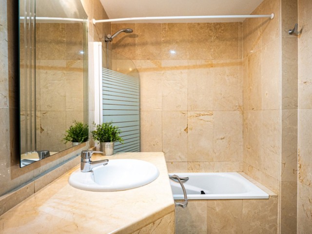 1 Sovrums Lägenhet i Marbella