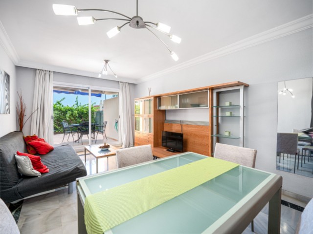 Apartment, Marbella, R5146993