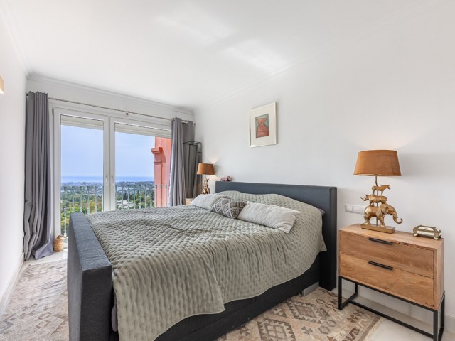 Apartment, Monte Halcones, R5146996