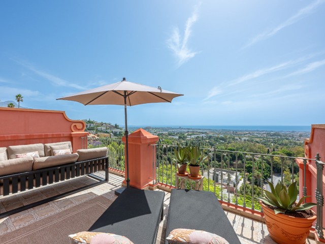 Apartment, Monte Halcones, R5146996
