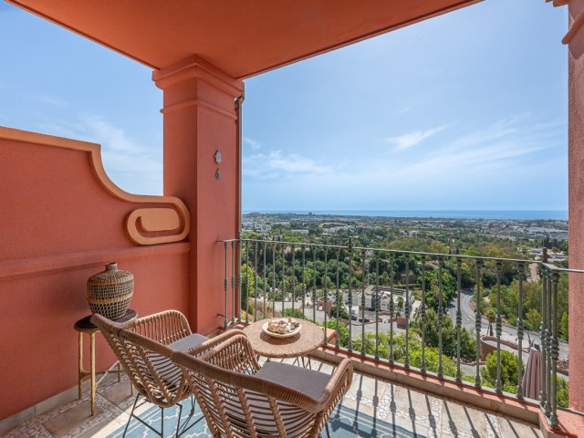 Apartment, Monte Halcones, R5146996