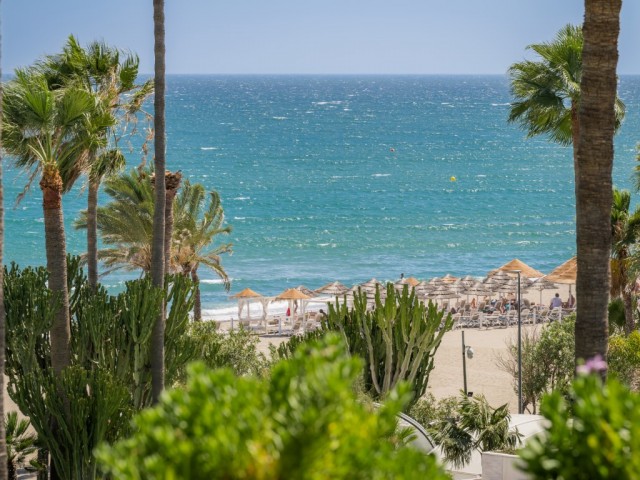 Takvåning i Puerto Banús