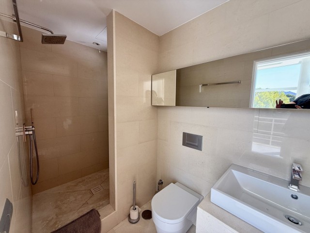 4 Schlafzimmer Villa in Valtocado