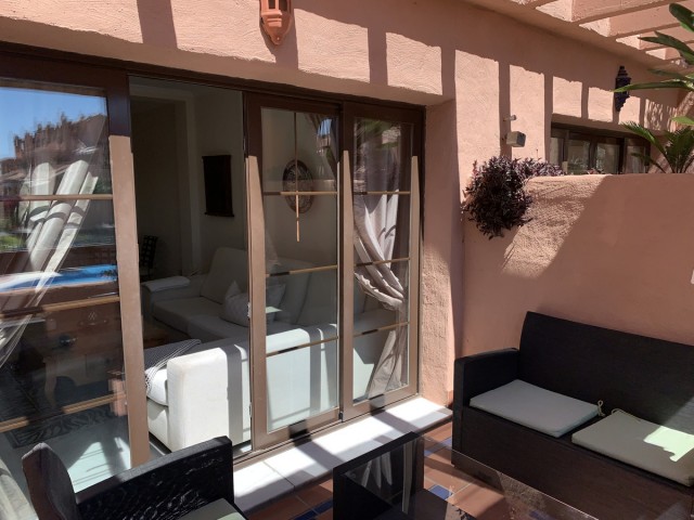 Apartamento con 2 Dormitorios  en Hacienda del Sol