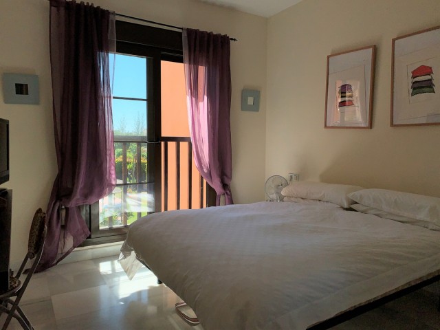 Apartamento con 2 Dormitorios  en Hacienda del Sol
