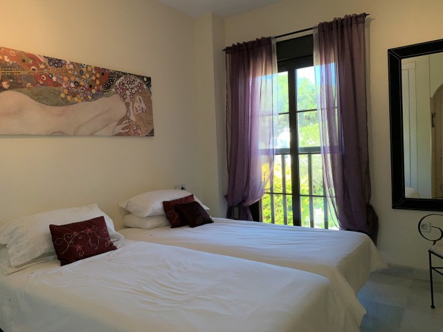 Apartamento con 2 Dormitorios  en Hacienda del Sol