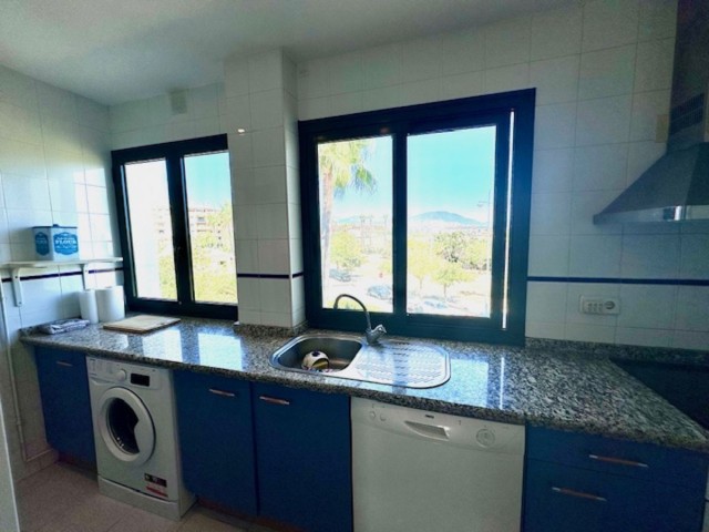 4 Bedrooms Apartment in Marbella