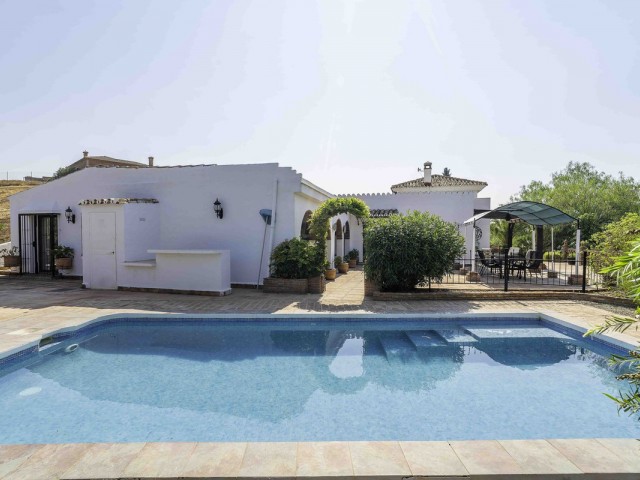 Villa con 6 Dormitorios  en Entrerrios