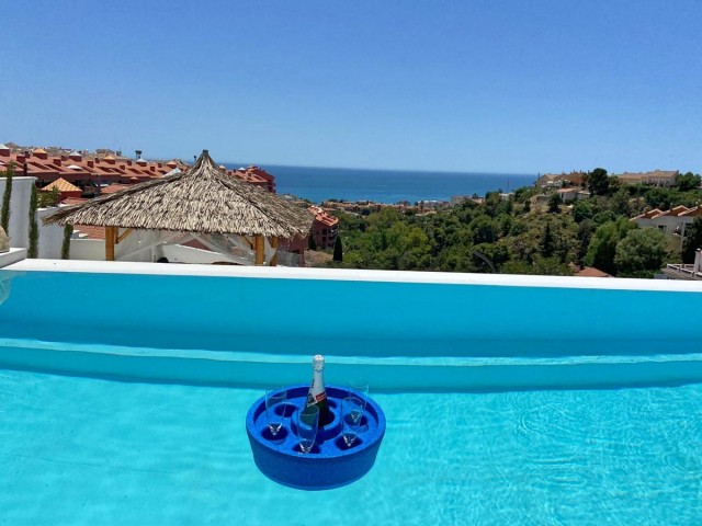 4 Schlafzimmer Villa in Fuengirola