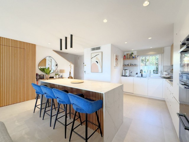 3 Slaapkamer Rijtjeshuis in Estepona