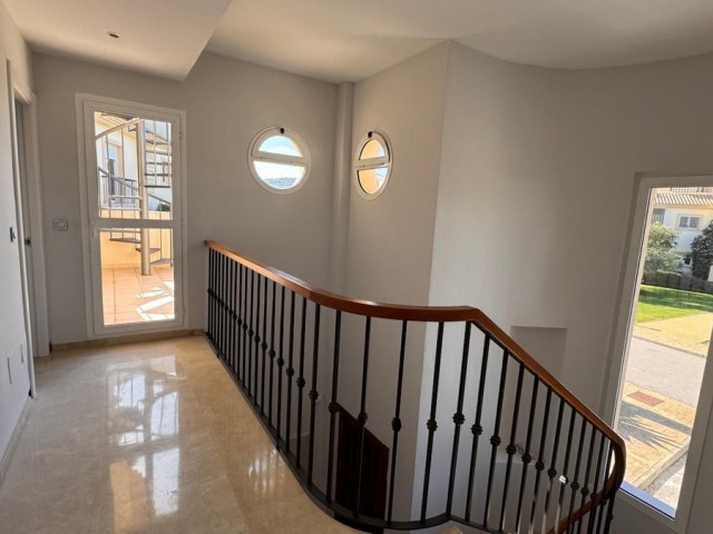 Villa, San Roque Club, R5031880