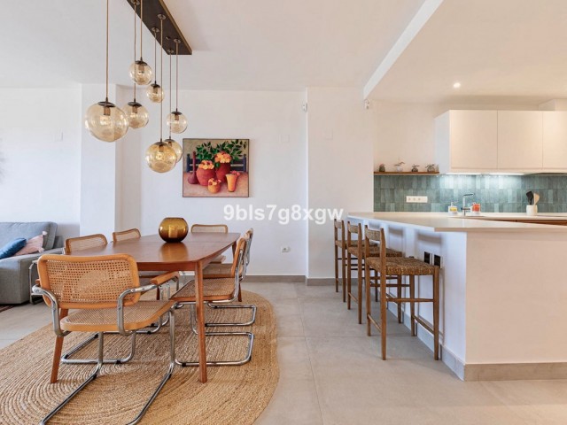 2 Bedrooms Apartment in Benahavís