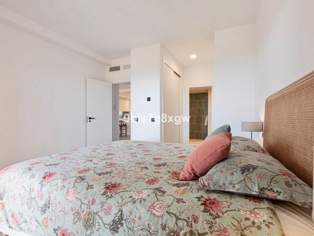 2 Bedrooms Apartment in Benahavís
