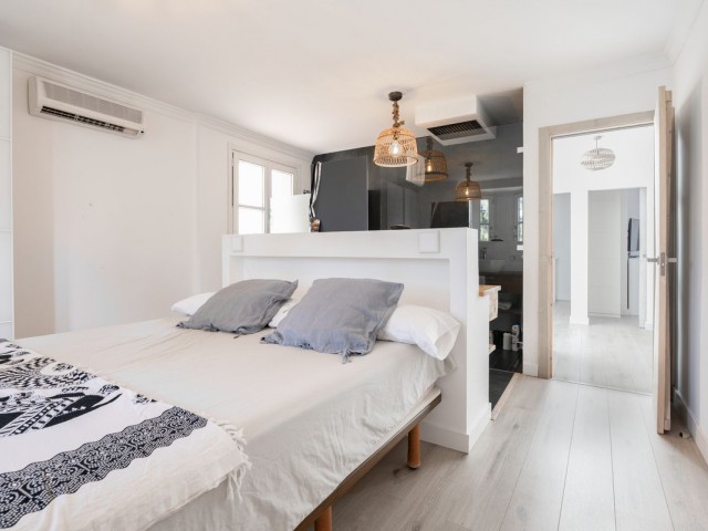 5 Soveroms Villa i Guadalmina Alta