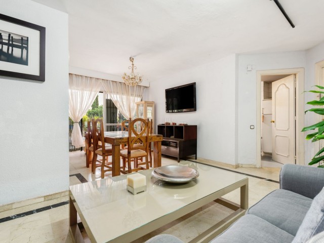 4 Bedrooms Apartment in Marbella