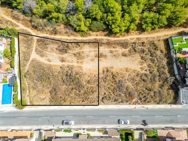  Plot in Benalmadena