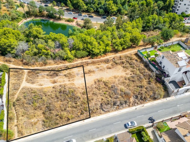 Plot in Benalmadena