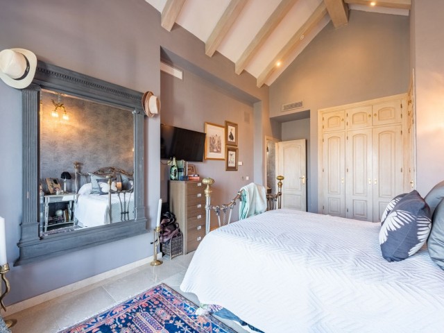 4 Makuuhuoneen Huvila Istán