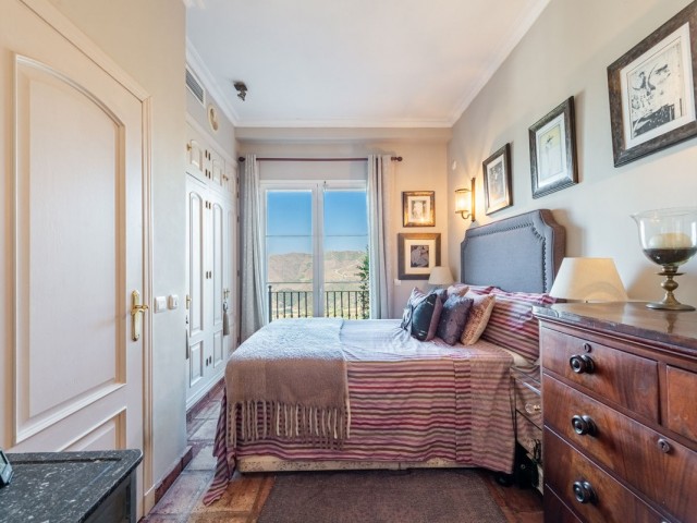 4 Makuuhuoneen Huvila Istán