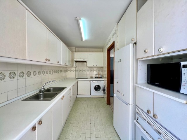Penthouse avec 3 Chambres  à Elviria