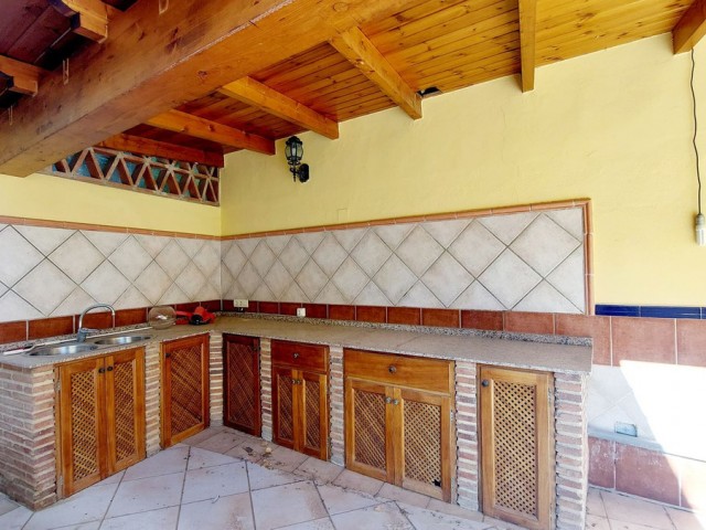 7 Bedrooms Townhouse in Los Boliches